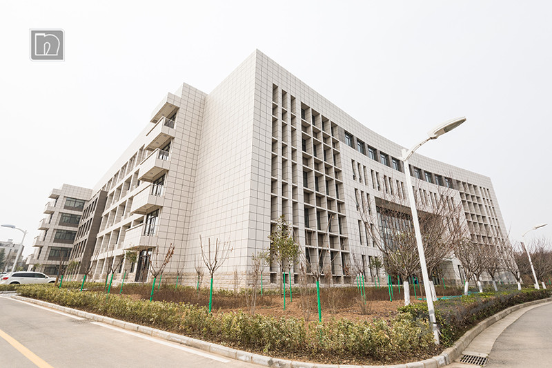 西安財經(jīng)學院.jpg