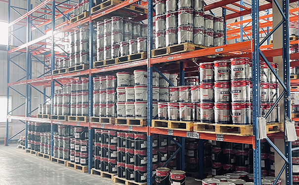 工程內(nèi)墻涂料批發(fā)_內(nèi)墻工程漆廠家直銷、報(bào)價(jià)!